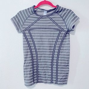 IVIVVA crop athletic top